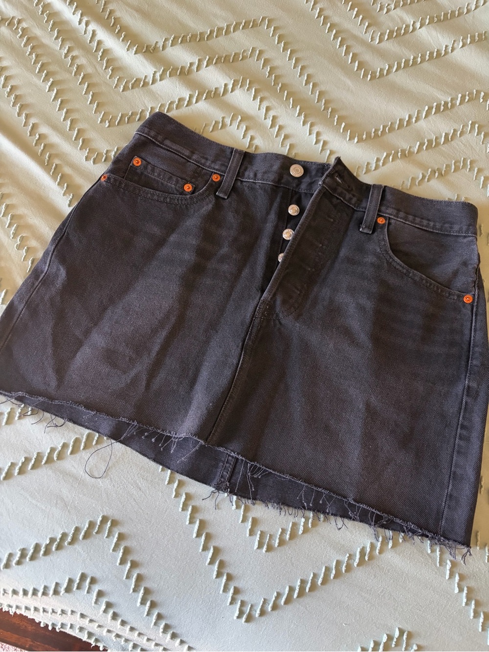Levi's Black Button-Front Denim Midi Skirt